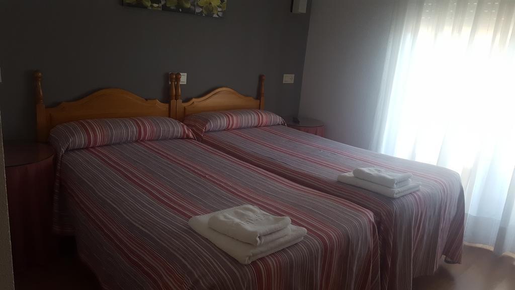 Hostal La Tablada Navaleno Luaran gambar